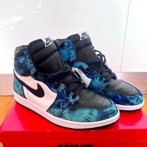 Jordan 1 HIGH WMNS Tie Dye